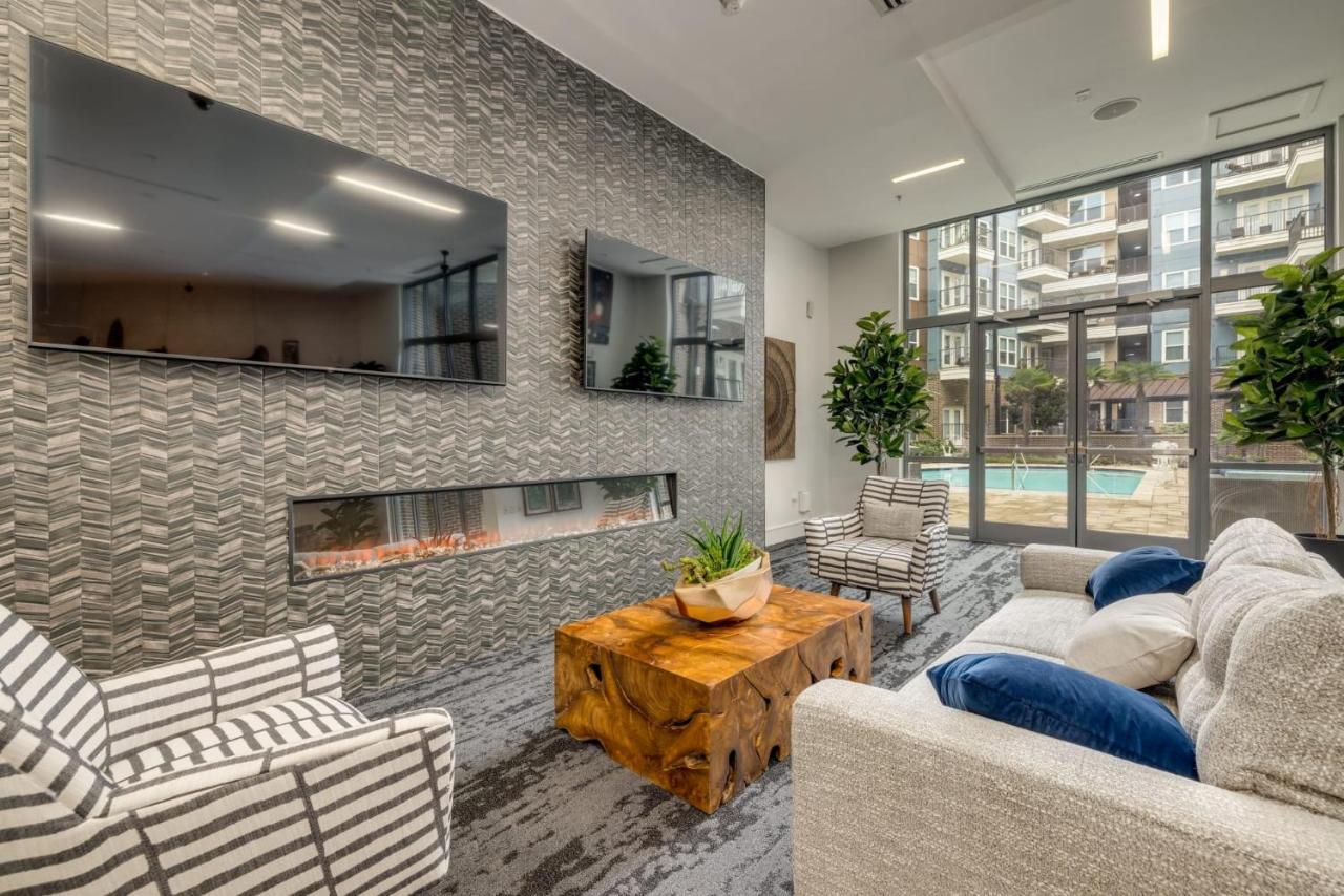 Premium Apartments And Studios At Midtown 205 In Charlotte Bagian luar foto