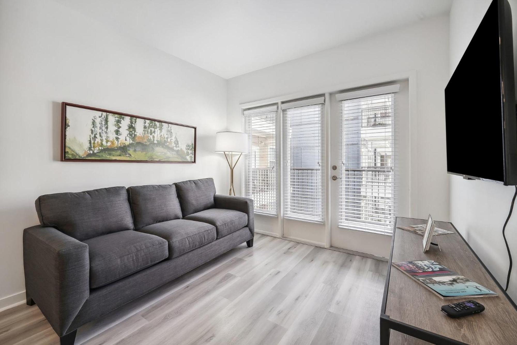Premium Apartments And Studios At Midtown 205 In Charlotte Bagian luar foto