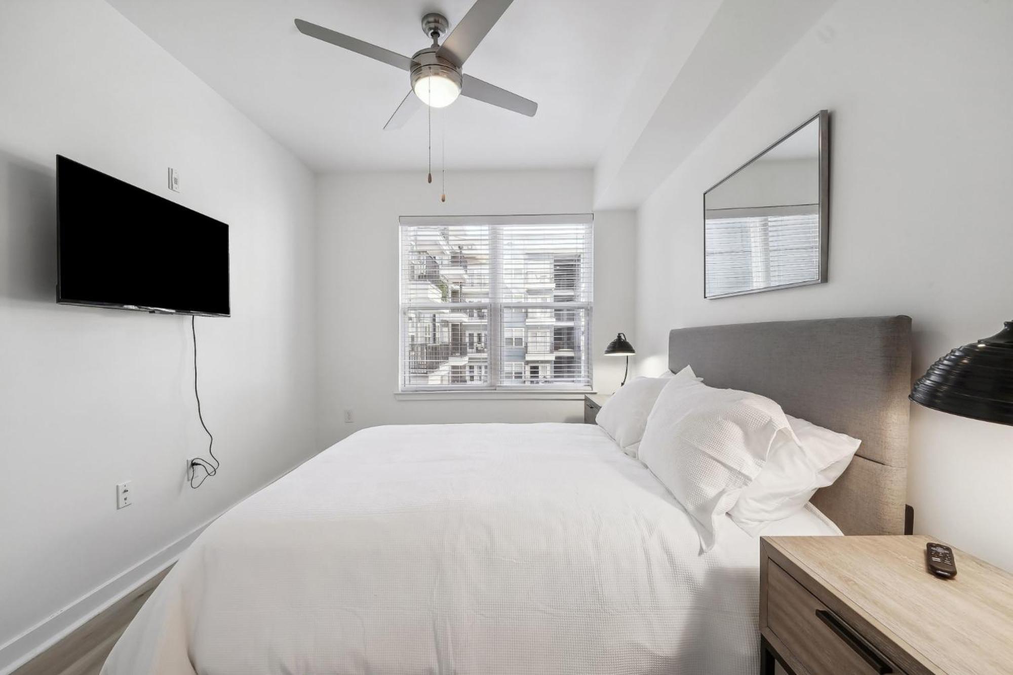 Premium Apartments And Studios At Midtown 205 In Charlotte Bagian luar foto